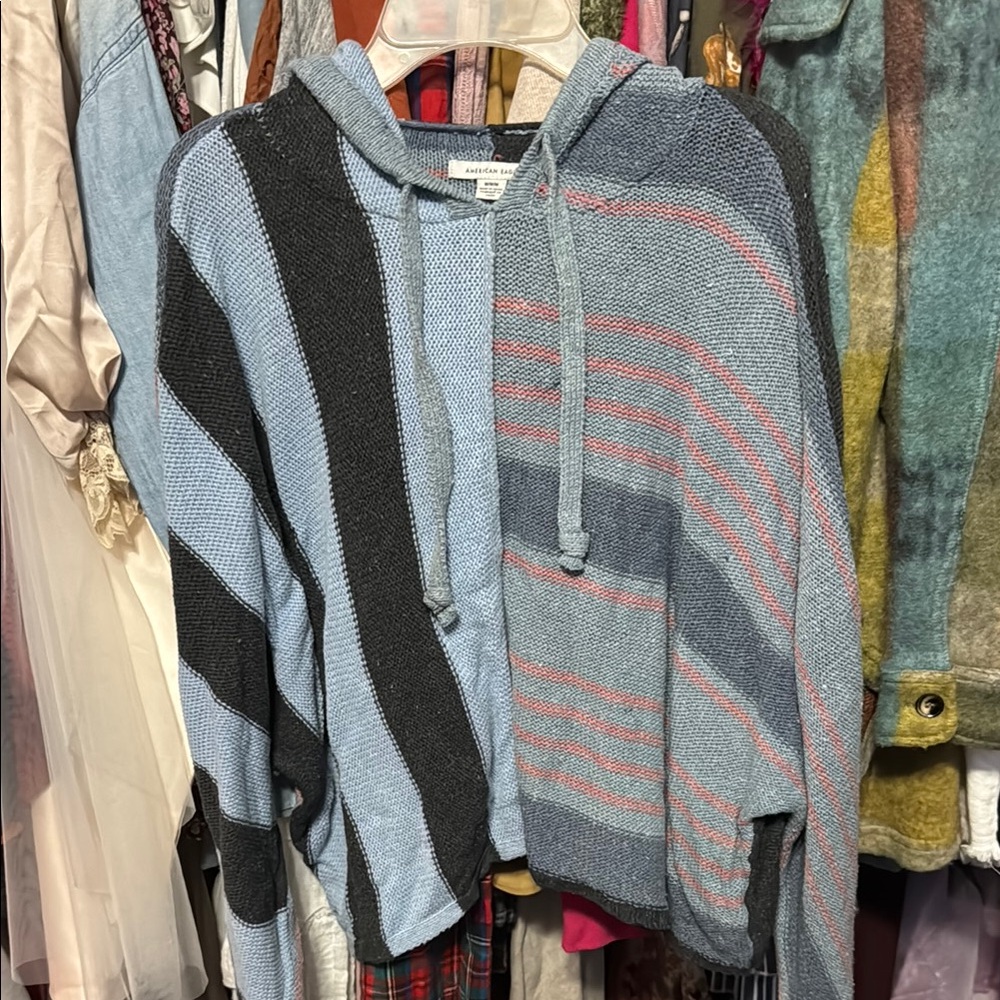 American Eagle Outfitters Blue and Black Knit Sweater